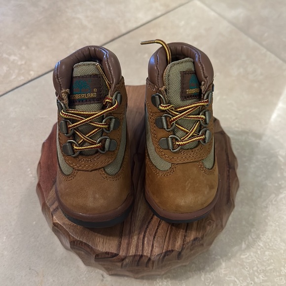 NWT Timberland field boots Sundance brown size 5 - Picture 2 of 3